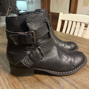 Gentle Souls Kenneth Cole Black Pebbled Leather Moto Ankle Boots Buckle Size 9
